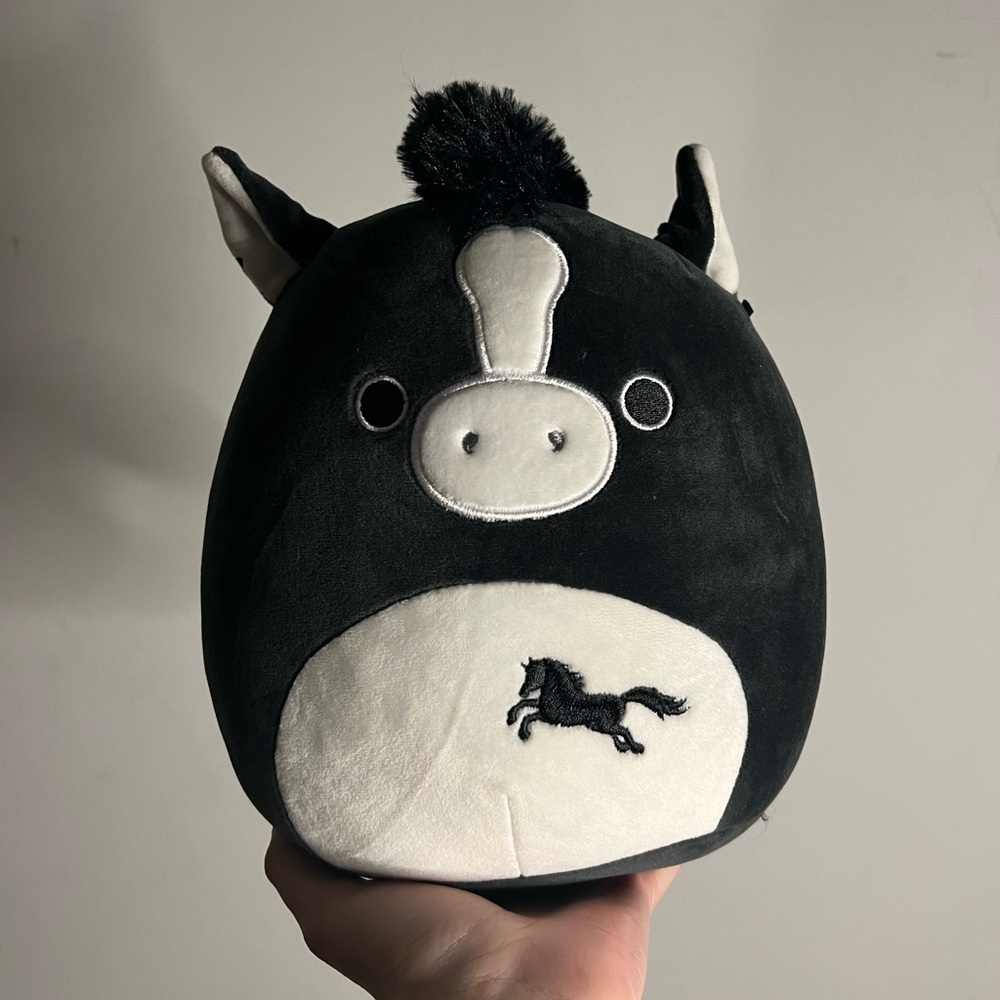 NWT 8” Gallup Kentucky Derby Squishmallow 🐎